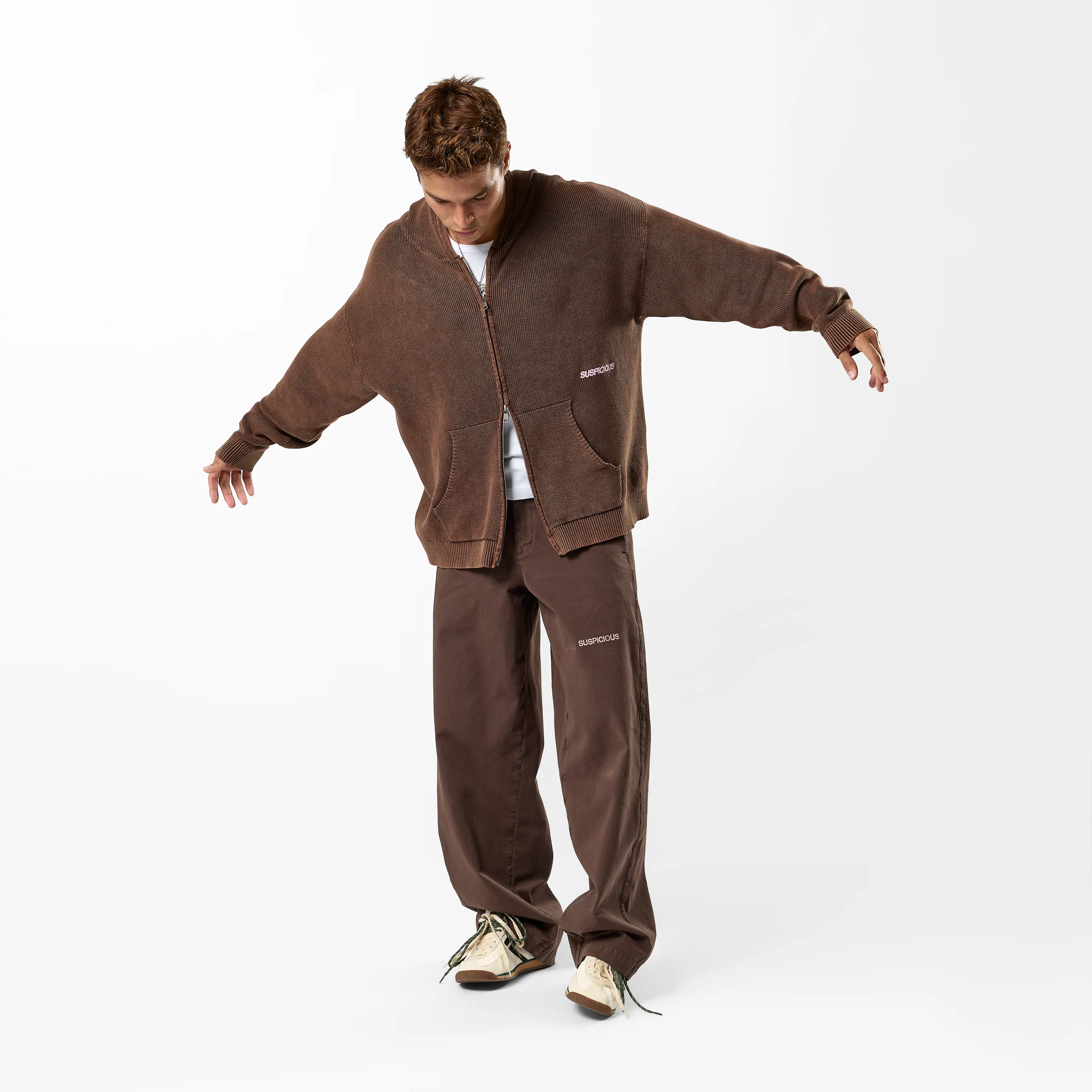 EoS / The Essentials Washed Zipped Knit - Brown - Image 3