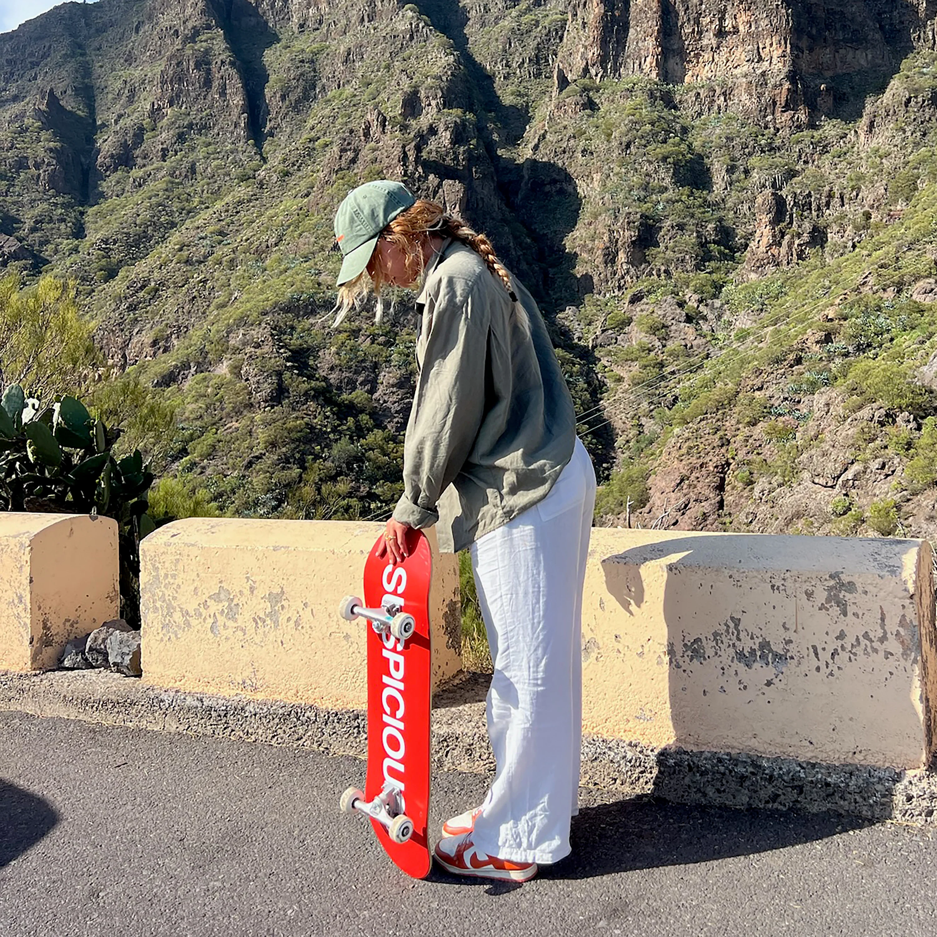 The Suspicious Skateboard - Red - Image 4